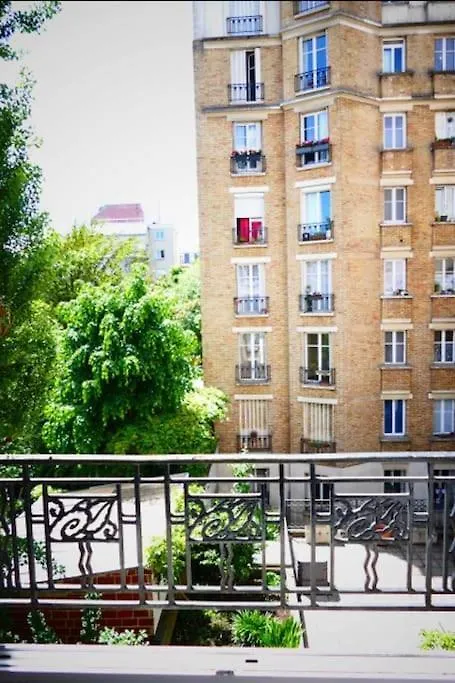Daire Charmant Studio Parisien Au Coeur Du 15E Arrondissement